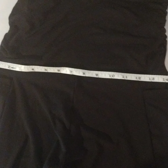 Women’s Black Yoga Pants – Size M  Ultra-Soft, Versatile & Flattering Activewear - Picture 5 of 10